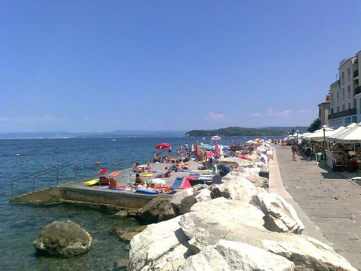 Apartma Santina *